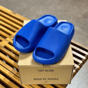Adidas Yeezy Blue Slide – תמונה 4