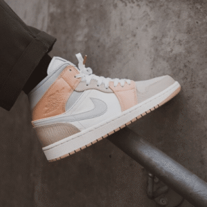 Nike Air Jordan 1 Mid Milan – תמונה 4