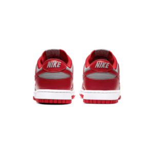 ⁦Nike Dunk Low Retro Grey Varsity Red⁩ – תמונה ⁦4⁩