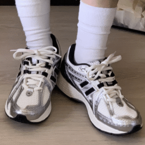 New Balance 1906r Black and white- ניו באלנס 1906 – תמונה 7