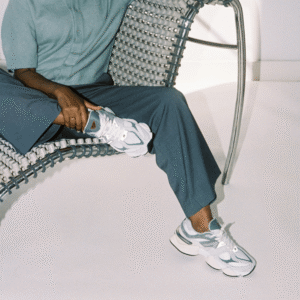 ⁦New Balance 9060 Rain Cloud Grey - ניו באלנס 9060⁩ – תמונה ⁦4⁩