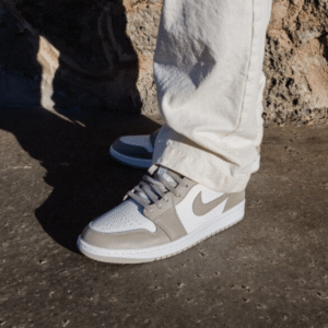 ⁦Nike Air Jordan 1 Mid Linen⁩ – תמונה ⁦4⁩