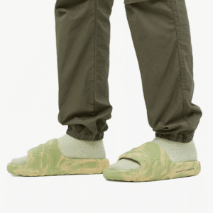 ⁦Adilette 22 Slides Green Yellow⁩ – תמונה ⁦4⁩