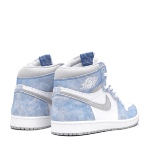 ⁦Nike Air Jordan 1 Retro Hyper Royal⁩ – תמונה ⁦3⁩