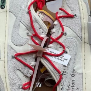 ⁦Nike Dunk x Off White Lot 33⁩ – תמונה ⁦4⁩