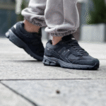 ⁦New Balance 2002R Black Phantom - נעלי ניו באלנס⁩ – תמונה ⁦4⁩