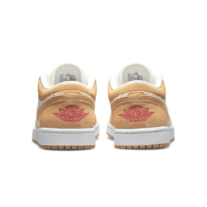 ⁦Air Jordan 1 Low SE Twine Orange Quartz Corduroy (W)⁩ – תמונה ⁦3⁩