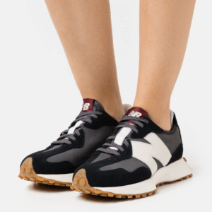 ⁦New Balance 327 Black and white⁩ – תמונה ⁦4⁩