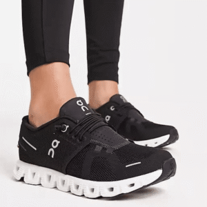 ⁦On Cloud 5 Runing Black and white - נעלי און קלאוד⁩ – תמונה ⁦5⁩