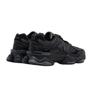 ⁦New Balance 9060 Triple Black - נעלי ניו באלנס 9060⁩ – תמונה ⁦4⁩