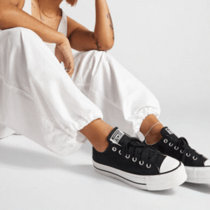 ⁦Converse All Stars Low Lift Platform Black - נעלי אולסטאר⁩ – תמונה ⁦5⁩