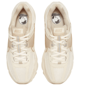 Nike Zoom Vomero 5 Sail Light Orewood Brown - נייק זום – תמונה 4