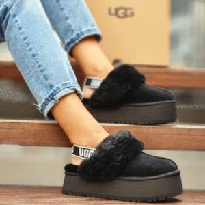 ⁦UGG Funkette Black⁩ – תמונה ⁦4⁩