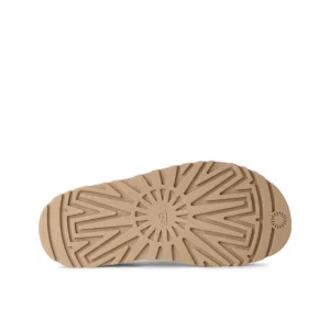 ⁦UGG GoldenGlow Toggle Sandal לנשים – נוחות מתקדמת וסטייל אורבני⁩ – תמונה ⁦20⁩