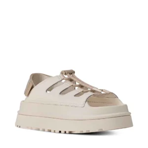 ⁦UGG GoldenGlow Toggle Sandal לנשים – נוחות מתקדמת וסטייל אורבני⁩ – תמונה ⁦1⁩