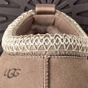 ⁦UGG Tazz Plains Felicity Leopard כפכפי טאז מנומר פלטפורמה לנשים⁩ – תמונה ⁦16⁩