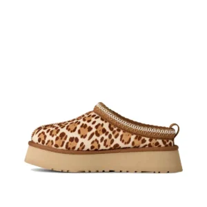 ⁦UGG Tazz Plains Felicity Leopard כפכפי טאז מנומר פלטפורמה לנשים⁩ – תמונה ⁦21⁩
