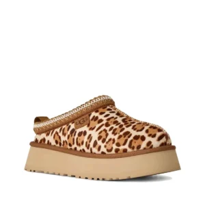 ⁦UGG Tazz Plains Felicity Leopard כפכפי טאז מנומר פלטפורמה לנשים⁩ – תמונה ⁦22⁩