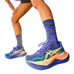 ⁦נעלי ריצה Asics Superblast 3 Unisex – ביצועים מתקדמים ונוחות מקסימלית⁩ – תמונה ⁦16⁩