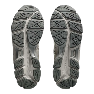 סניקרס יוניסקס ASICS Gel-NYC Cream Cement Grey – שילוב מושלם בין רטרו לחדשנות אורבנית – תמונה 10