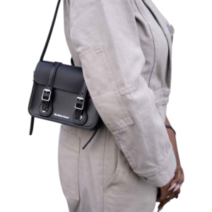 ⁦Dr. Martens Leather Crossbody Bag 7" Satchel Black תיק צד מעור⁩ – תמונה ⁦4⁩