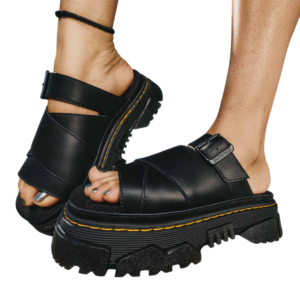 ⁦Dr. Martens Mattison 3S Sandal Black סנדלי נשים⁩ – תמונה ⁦16⁩