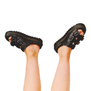 ⁦Dr. Martens Raine Slide Tan VT כפכפי נשים⁩ – תמונה ⁦19⁩