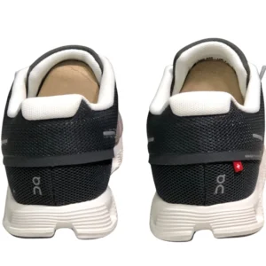 ⁦On Cloud 5 Running | נעלי ON Cloud 5 – קלות משקל, נוחות וביצועים מתקדמים⁩ – תמונה ⁦3⁩