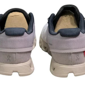 ⁦נעלי On Cloud 5 Running – נעלי ריצה קלות עם נוחות מתקדמת לכל יום⁩ – תמונה ⁦3⁩