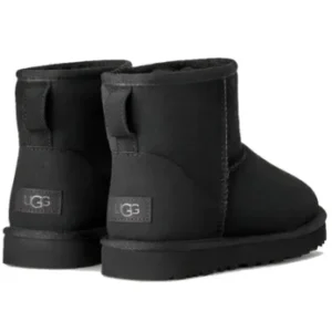 ⁦מגפי UGG Classic Mini II לגברים בצבע שחור⁩ – תמונה ⁦5⁩