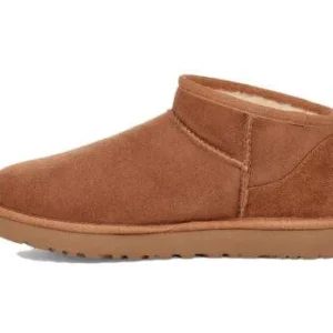 מגפי UGG Classic Ultra Mini לגברים בצבע Chestnut – תמונה 3