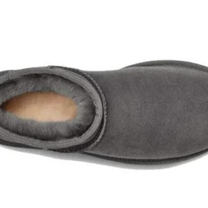 ⁦מגפי UGG Classic Ultra Mini לגברים בצבע אפור⁩ – תמונה ⁦5⁩