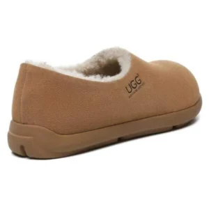 ⁦כפכפי UGG Ankle Clog לגברים בצבע Chestnut⁩ – תמונה ⁦3⁩