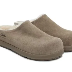 ⁦נעלי בית UGG Premium Jade לגברים בצבע Antelope Brown – עור איכותי עם בטנת צמר כבשים⁩ – תמונה ⁦4⁩