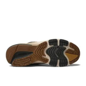 נעלי New Balance 990v6 x Carhartt WIP חאקי – תמונה 3