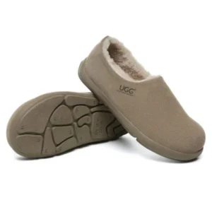 כפכפי UGG Ankle Clog לגברים בצבע חאקי – תמונה 5