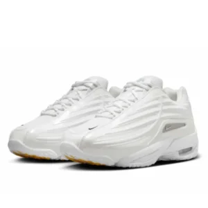 נעלי Nike Hot Step 2 NOCTA White בעיצוב נקי ונוחות מקסימלית – תמונה 3