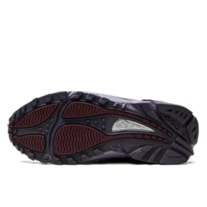 ⁦נעלי Nike Hot Step Air Terra NOCTA Violet Haze בגוון סגול ייחודי⁩ – תמונה ⁦3⁩