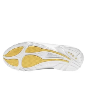⁦נעלי Nike Hot Step Air Terra NOCTA White בעיצוב יוקרתי ונוחות מתקדמת⁩ – תמונה ⁦3⁩