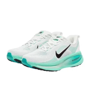 ⁦Nike Vomero 18 Summit White/Green Blue – נעלי ריצה נוחות עם ריפוד ותמיכה⁩ – תמונה ⁦4⁩