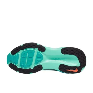 ⁦Nike Vomero 18 Summit White/Green Blue – נעלי ריצה נוחות עם ריפוד ותמיכה⁩ – תמונה ⁦3⁩