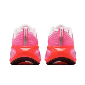 ⁦Nike Vomero Plus Road Running Shoes Pink – נעלי ריצה⁩ – תמונה ⁦4⁩