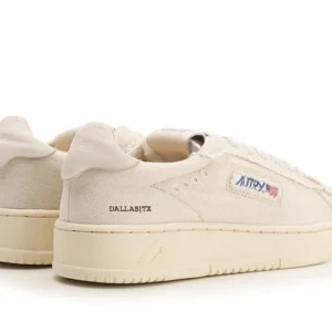 Autry Dallas Distressed Lace-Up סניקרס – תמונה 3