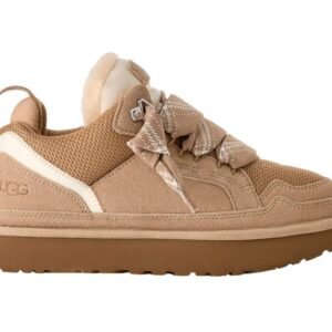 ⁦UGG Women’s Lowmel Sand – נעלי נשים בגוון חול בעיצוב יומיומי⁩ – תמונה ⁦1⁩