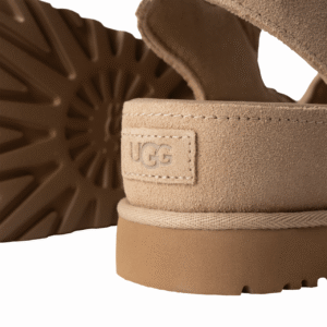 UGG Women’s Goldenstar Hi Sand – סנדלי נשים עם סוליה מוגבהת – תמונה 5