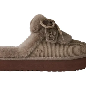 UGG Women’s Disquette Heritage Dried Oregano – נעלי מוקסין לנשים בצבע ירוק זית