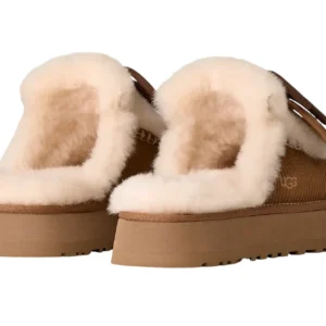 UGG Women’s Disquette Heritage Chestnut – נעלי מוקסין לנשים בצבע ערמוני – תמונה 4
