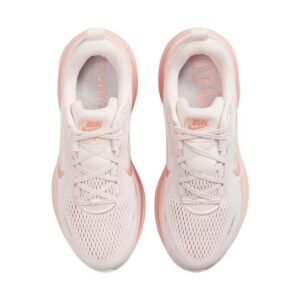 ⁦נעלי ריצה לכביש Nike Vomero 18 Road Running Shoes Light Soft Pink/Light Madder Root⁩ – תמונה ⁦5⁩