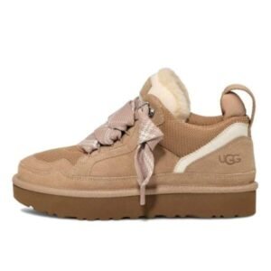UGG Lowel Wheat נעלי UGG עם סוליית פלטפורמה ופרוות כבשים – תמונה 1