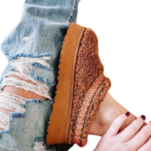 ⁦UGG Tazz Braid Hardwood – כפכפי נשים עם צמת קישוט וסוליית פלטפורמה⁩ – תמונה ⁦3⁩